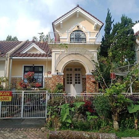 Villa Kota Bunga Cipanas 3 Kamar Baru Renovasi Full Wifi Cikundul Exteriér fotografie