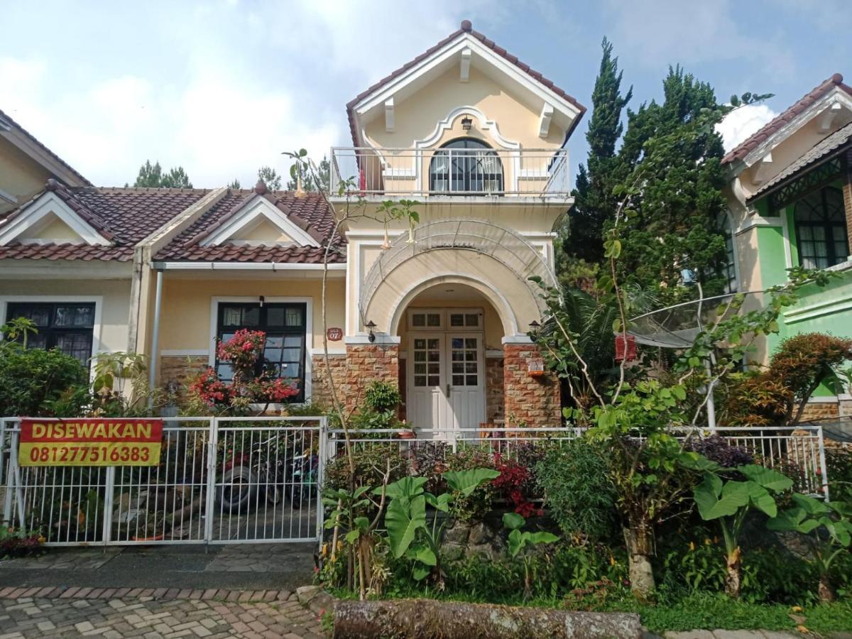 Villa Kota Bunga Cipanas 3 Kamar Baru Renovasi Full Wifi Cikundul Exteriér fotografie